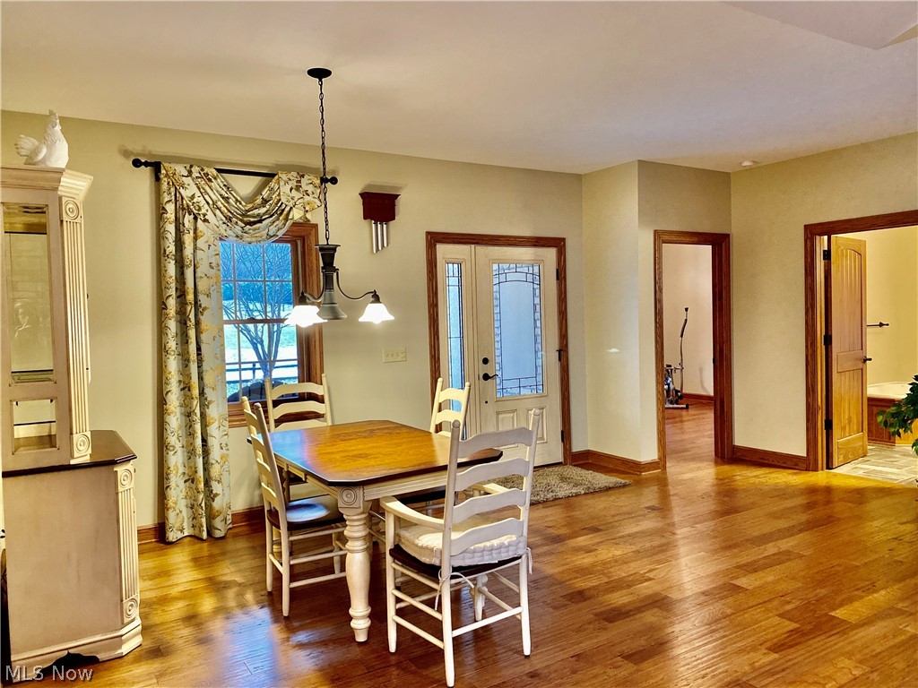 6298 Wolf Run Road Southeast Dennison, OH 44621 - Photo 5 of 28