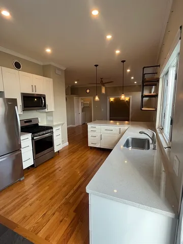 $2,750 | 573 Shirley Street, Unit 1, Winthrop, MA 02152