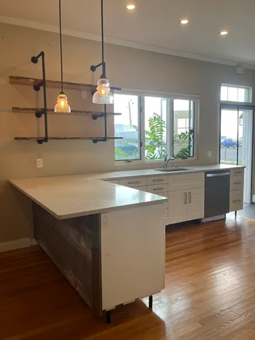 $2,750 | 573 Shirley Street, Unit 1, Winthrop, MA 02152