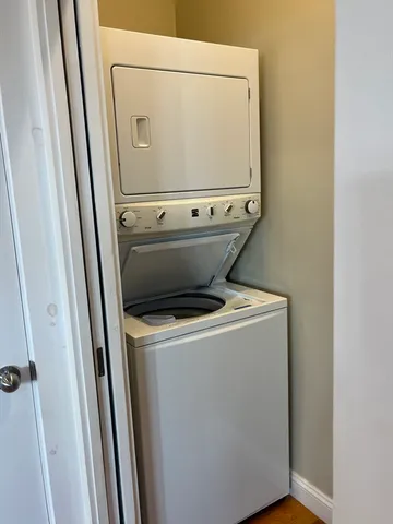 $2,750 | 573 Shirley Street, Unit 1, Winthrop, MA 02152