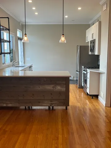 $2,750 | 573 Shirley Street, Unit 1, Winthrop, MA 02152