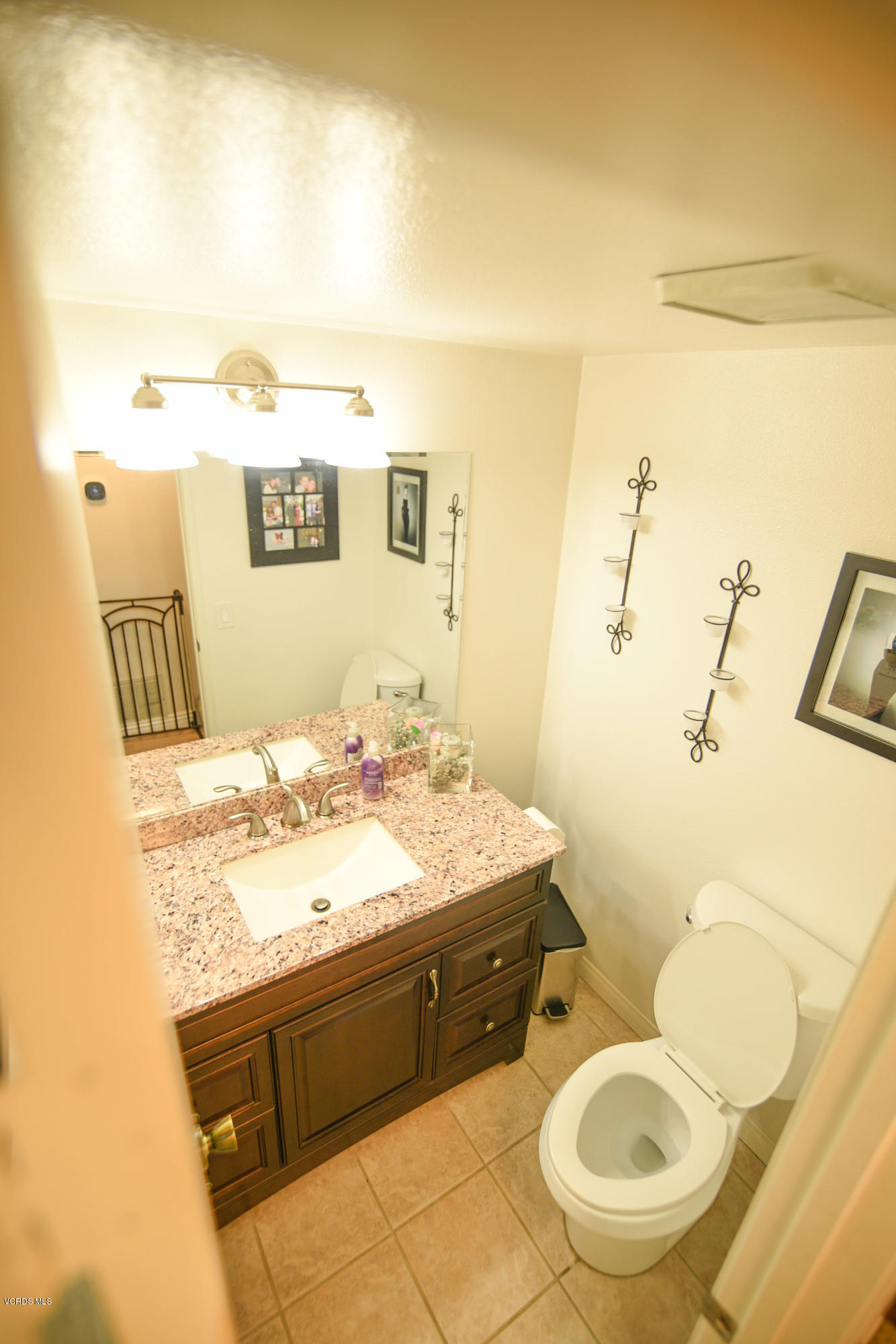 14804 Reedley Street, Unit B Moorpark, CA 93021 - Photo 13 of 44 daddio5-18