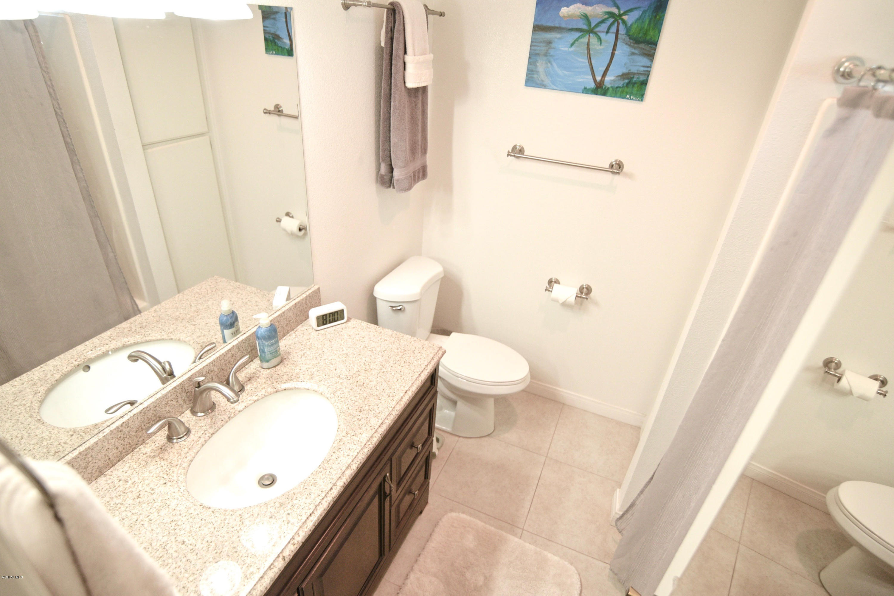 14804 Reedley Street, Unit B Moorpark, CA 93021 - Photo 6 of 44 daddio5-11