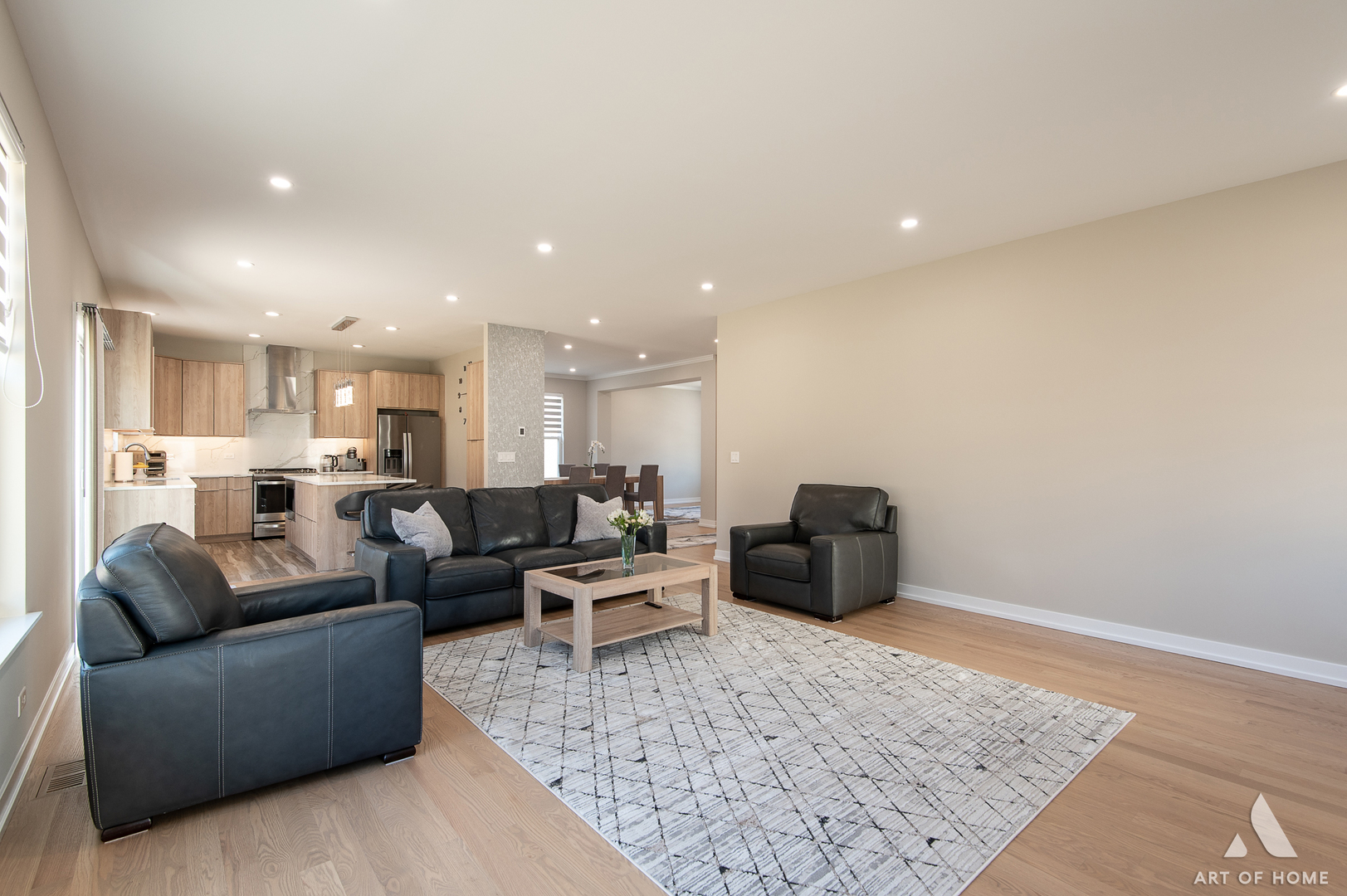 1007 Biltmore Drive Elgin, IL 60120 - Photo 10 of 43 a living room with furniture and a rug