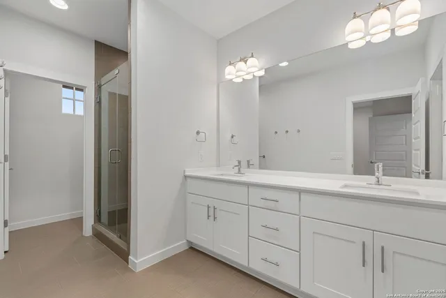 $3,800 | 350 East Olmos Drive, San Antonio, TX 78212