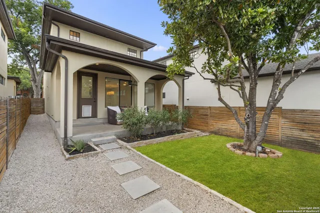 $3,800 | 350 East Olmos Drive, San Antonio, TX 78212