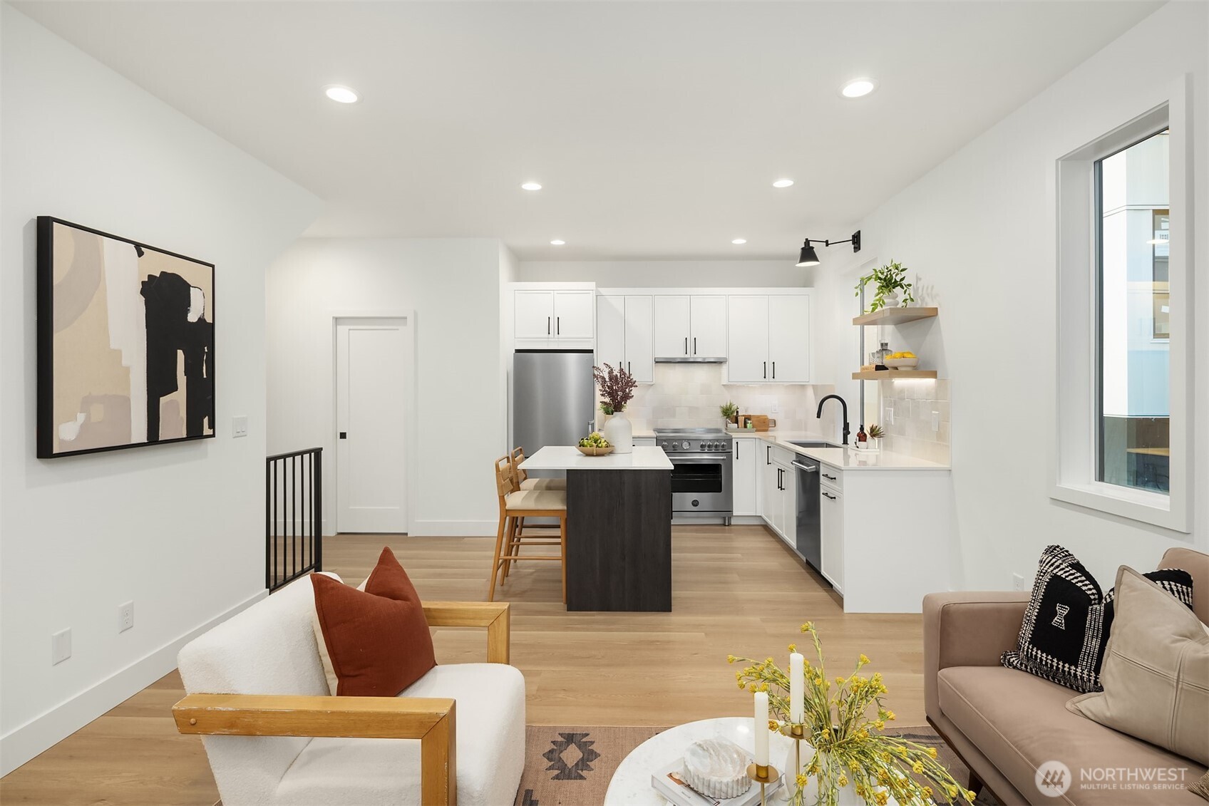 4008 Midvale Avenue North, Unit A Seattle, WA 98103 - Photo 17 of 35