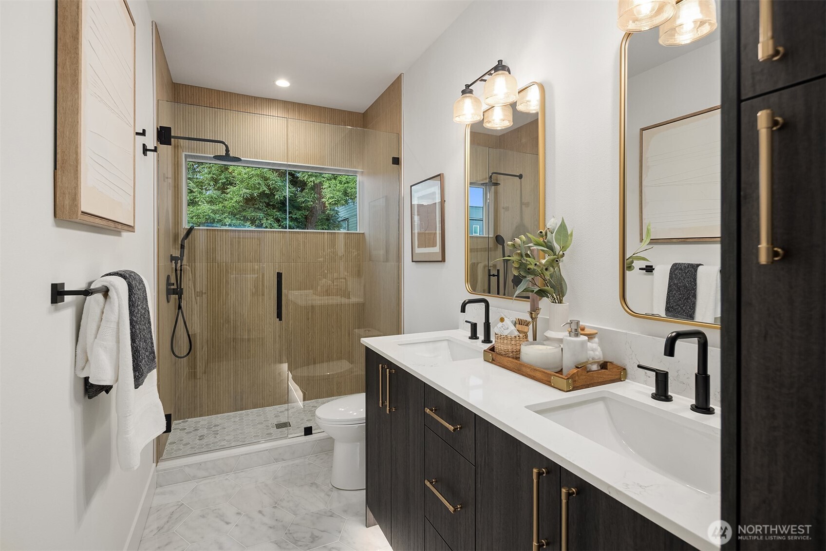 4008 Midvale Avenue North, Unit A Seattle, WA 98103 - Photo 21 of 35