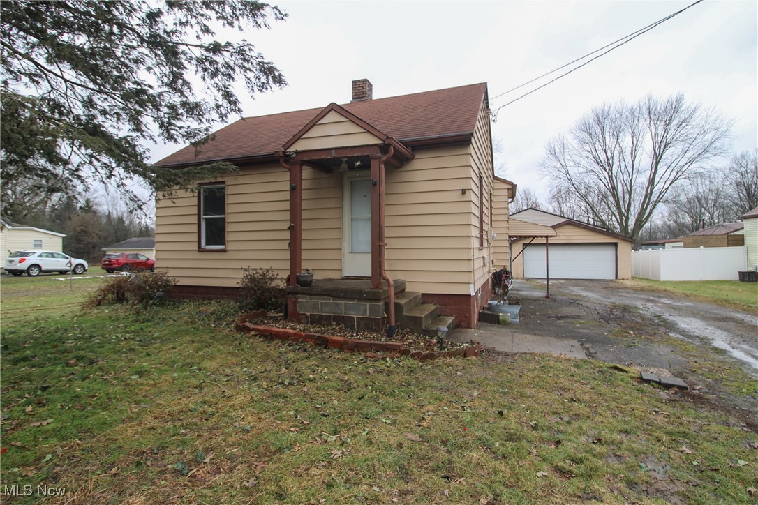 3842 Riblett Road Youngstown, OH 44515 - Photo 1 of 28 Gallery Image 1