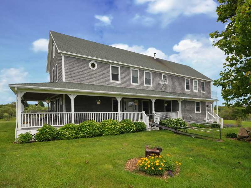 632 Corn Neck Road Block Island, RI 02807 - Photo 3 of 21 Exterior Front.