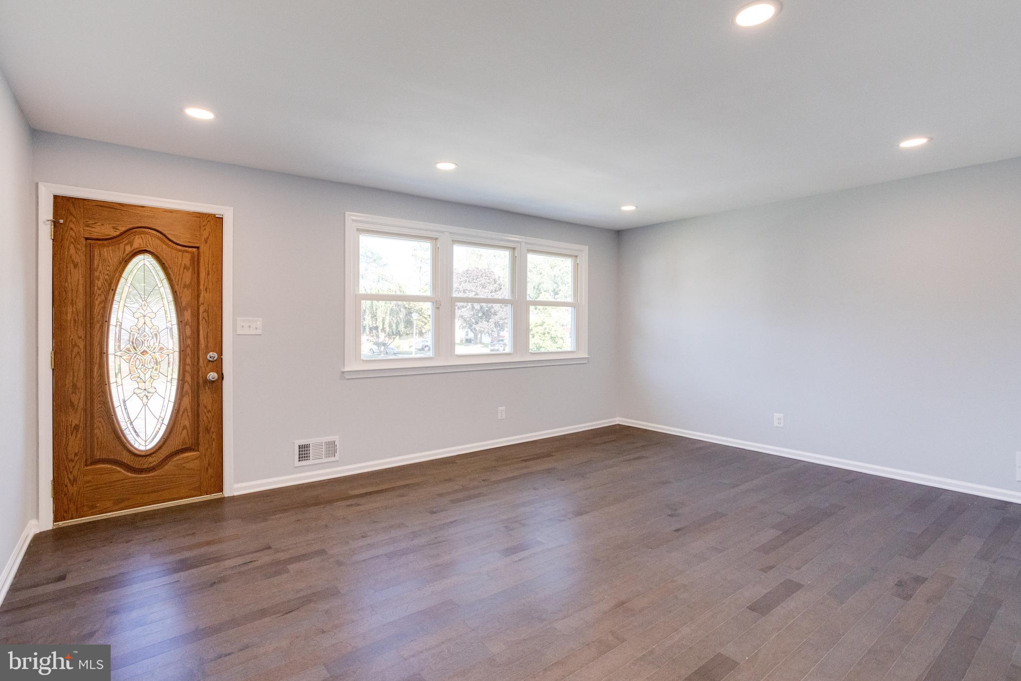 8913 Maplebrook Road Randallstown, MD 21133 - Photo 6 of 67 Hardwood Floors!