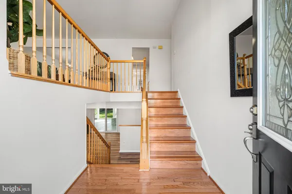 $775,000 | 7630 Chancellor Way, Springfield, VA 22153