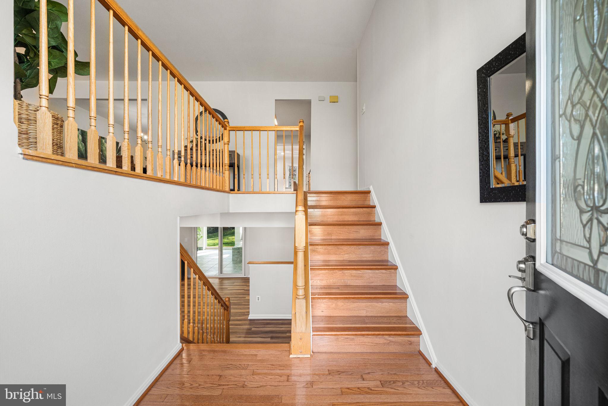 7630 Chancellor Way Springfield, VA 22153 - Photo 15 of 73 Welcome In!