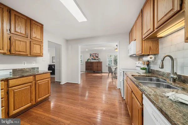 $775,000 | 7630 Chancellor Way, Springfield, VA 22153