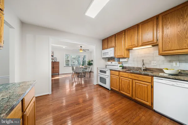 $775,000 | 7630 Chancellor Way, Springfield, VA 22153