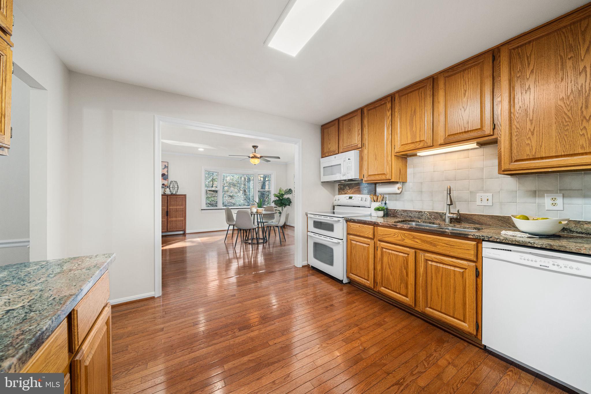 7630 Chancellor Way Springfield, VA 22153 - Photo 29 of 73