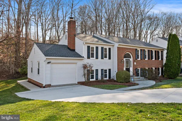 $775,000 | 7630 Chancellor Way, Springfield, VA 22153