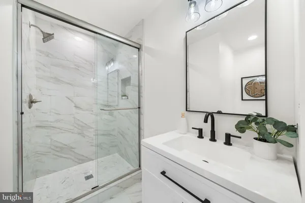 $775,000 | 7630 Chancellor Way, Springfield, VA 22153