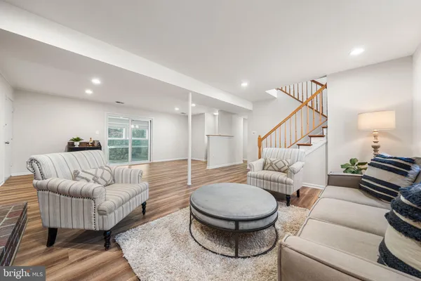 $775,000 | 7630 Chancellor Way, Springfield, VA 22153