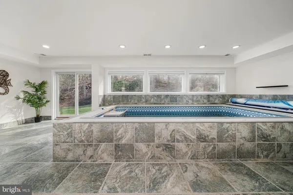 $775,000 | 7630 Chancellor Way, Springfield, VA 22153