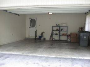 22 Compton Bristol, TN 37620 - Photo 16 of 20 2 CAR ATTACHED GARAGE