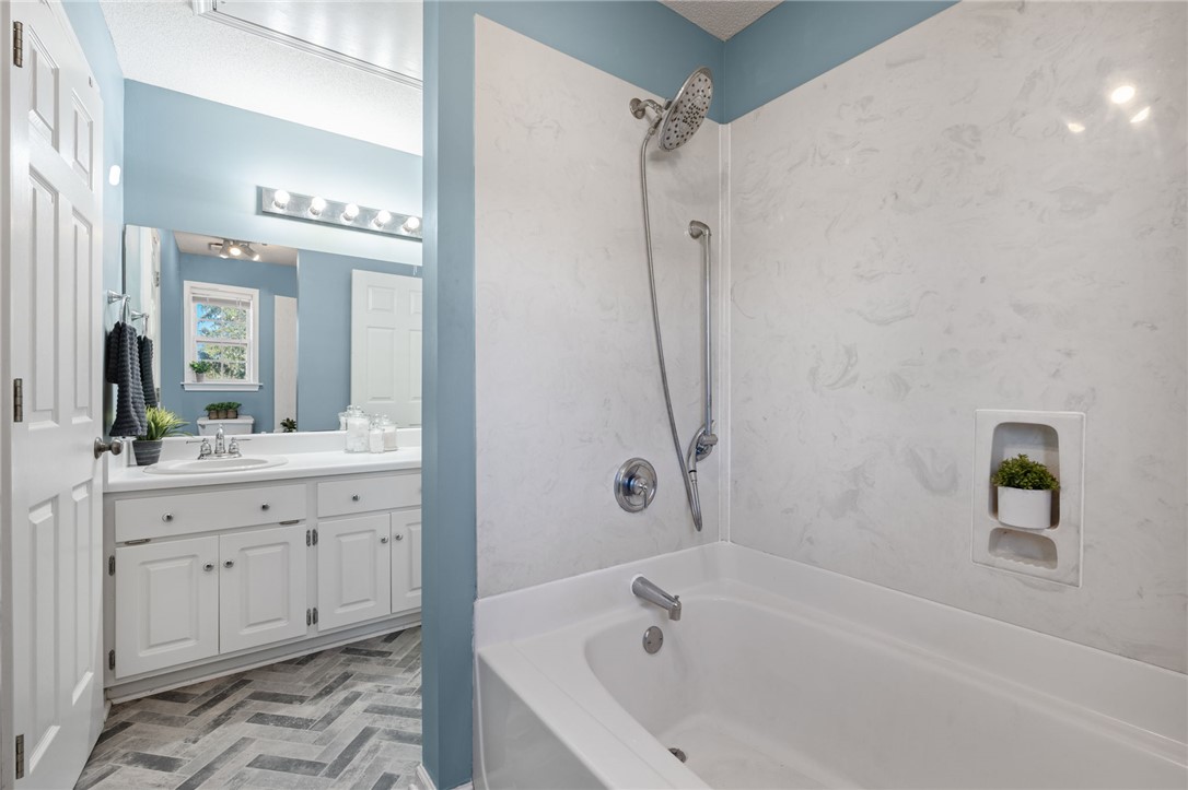 469 Old Georgia Road Pelzer, SC 29669 - Photo 12 of 33