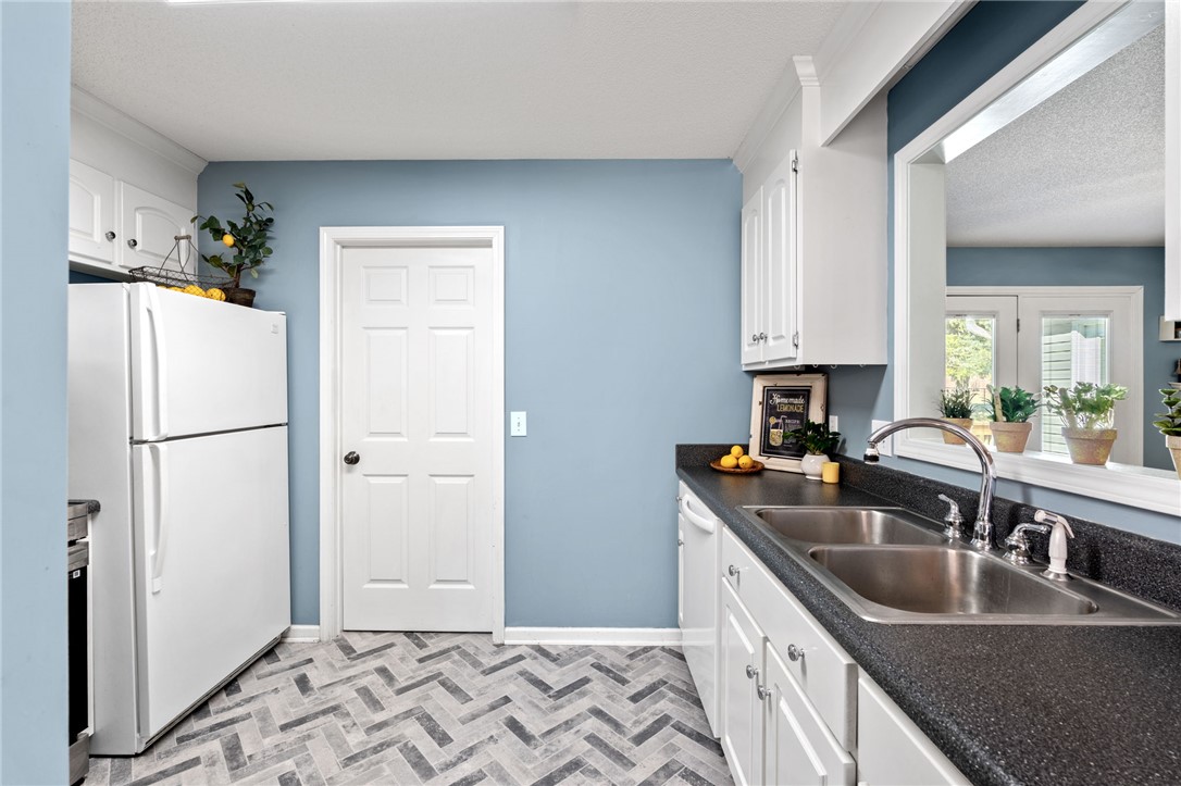 469 Old Georgia Road Pelzer, SC 29669 - Photo 15 of 33