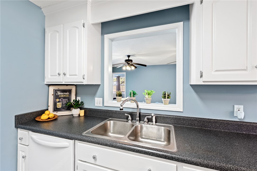 469 Old Georgia Road Pelzer, SC 29669 - Photo 16 of 33