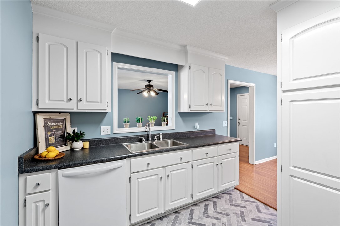 469 Old Georgia Road Pelzer, SC 29669 - Photo 17 of 33