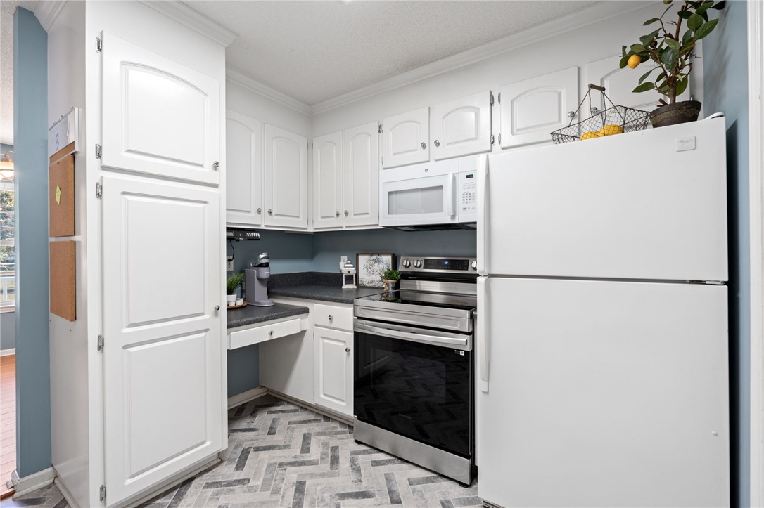 469 Old Georgia Road Pelzer, SC 29669 - Photo 18 of 33