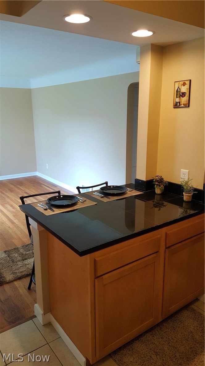 4883 Farnhurst Road Cleveland, OH 44124 - Photo 8 of 24