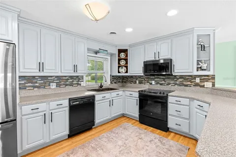 $800,000 | 195 Cedarwood Drive, Maitland, FL 32751
