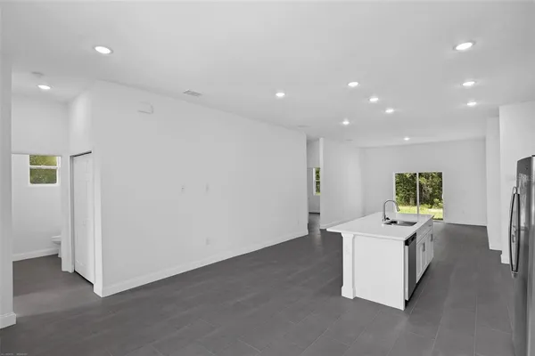 $330,000 | 20563 Southwest Rainbow Lakes Boulevard, Dunnellon, FL 34431