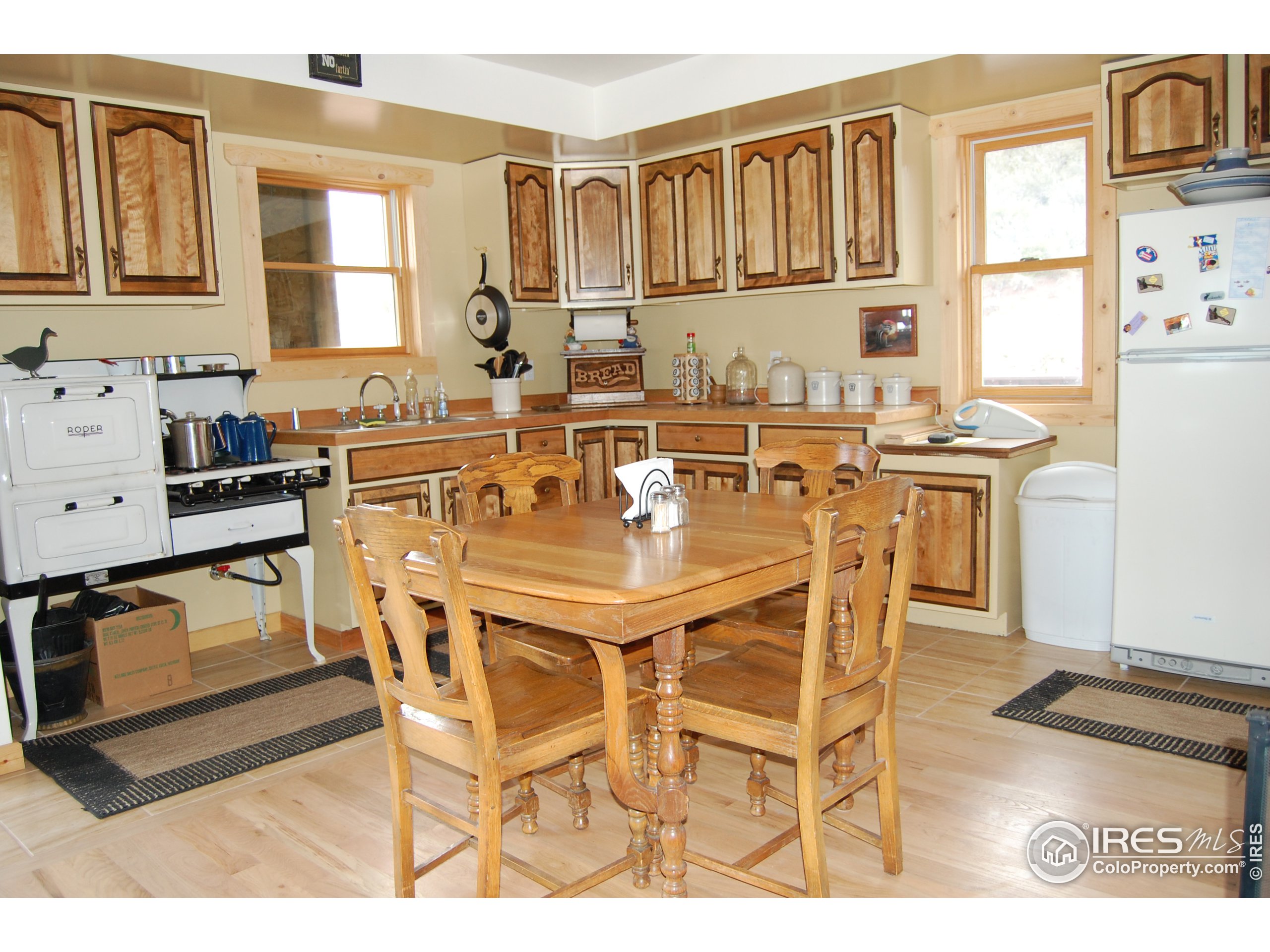 4945 Plano Road Livermore, CO 80536 - Photo 11 of 28 Gallery Image 11