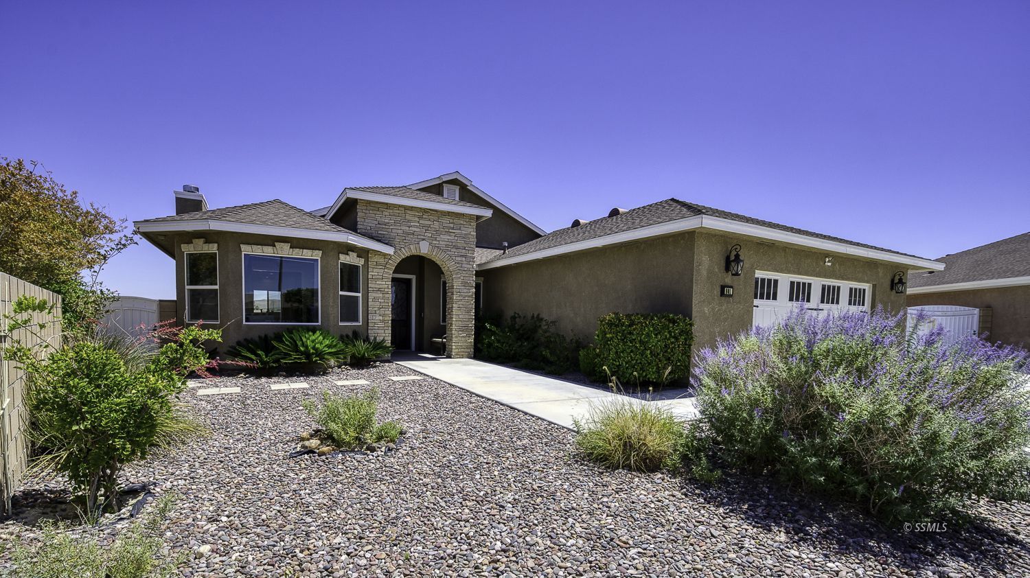 801 Emma Way Ridgecrest, CA 93555 - Photo 4 of 47