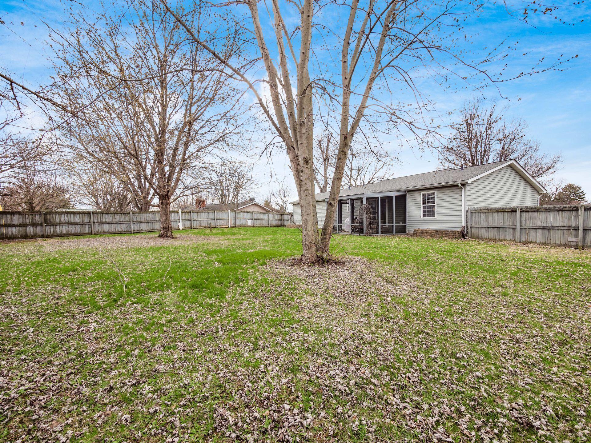 5041 Cook Road Ashville, OH 43103 - Photo 31 of 43 Back