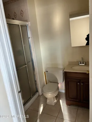 $2,400 | 43 Jaffreyton Close, Freehold, NJ 07728