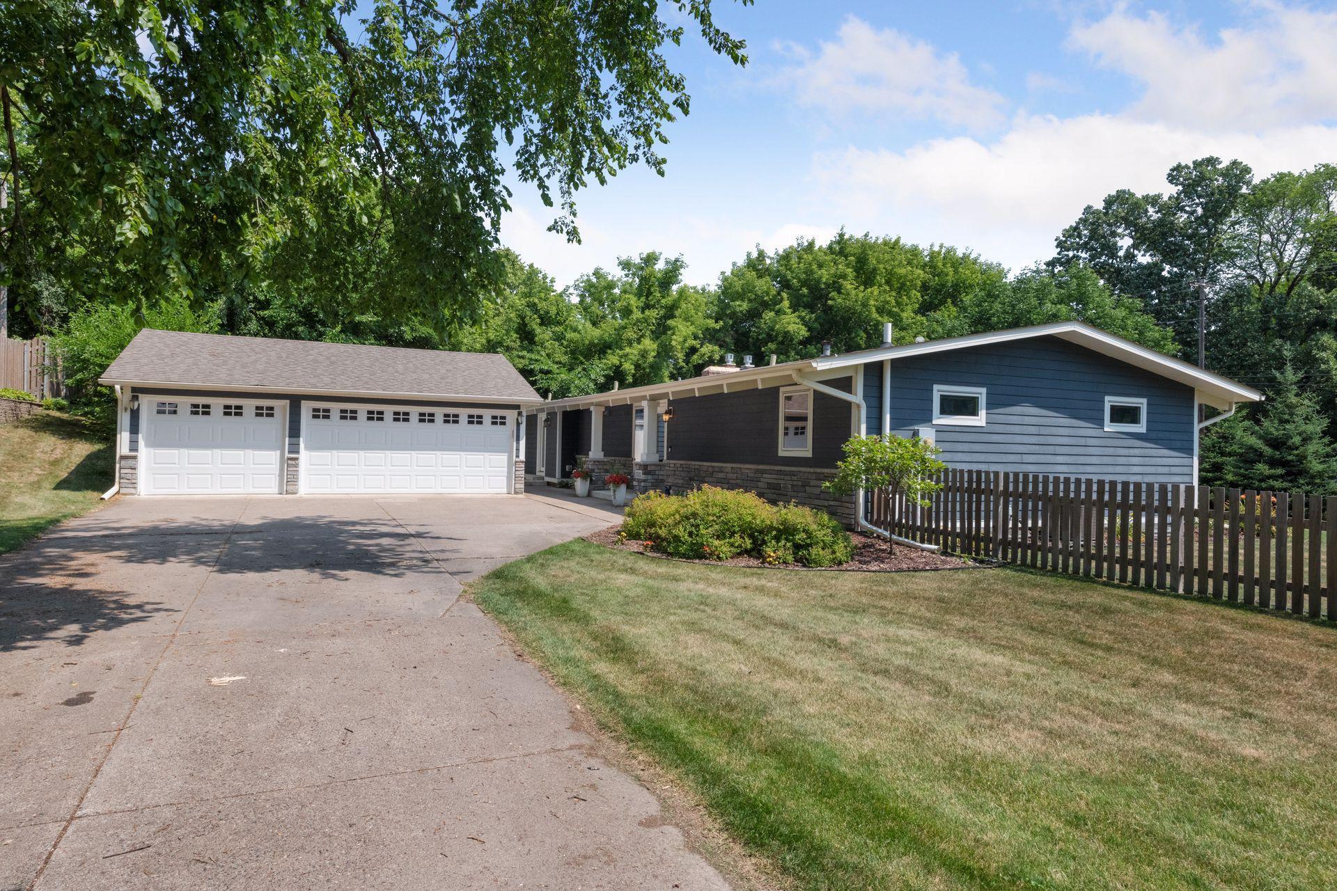 13202 Orchard Road Minnetonka, MN 55305 - Photo 3 of 52 Gallery Image 3