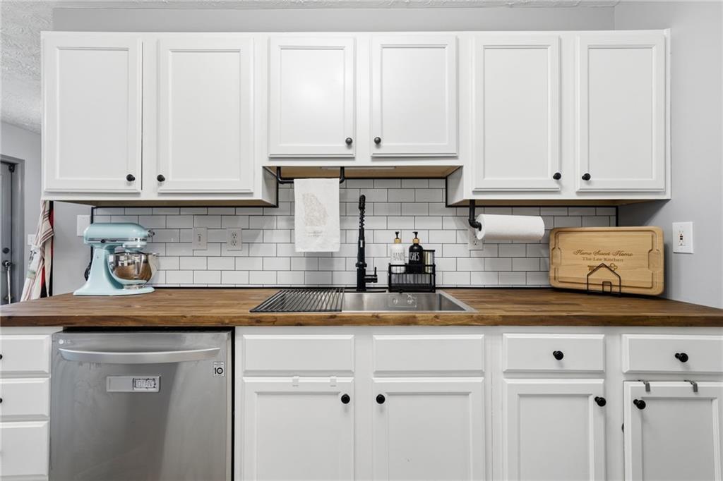 4974 Rockstone Way Acworth, GA 30101 - Photo 17 of 55