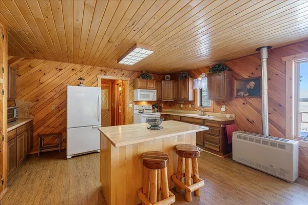 $525,000 | 53406 Ormerods Shores Road, Deer River, MN 56636