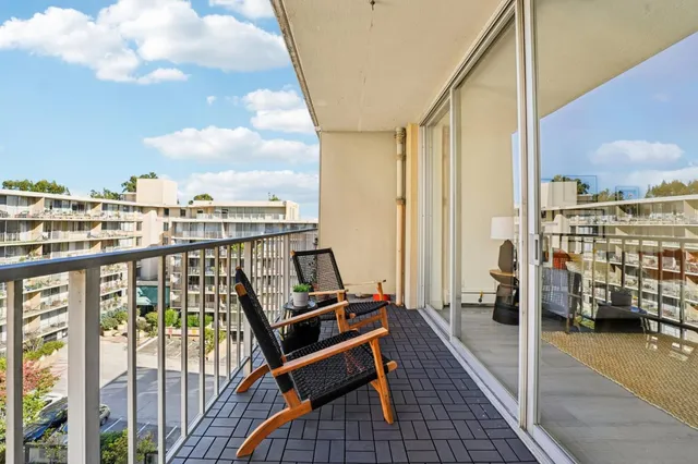 $779,000 | 400 Davey Glen Road, Unit 4826, Belmont, CA 94002