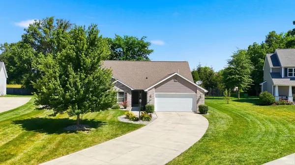 $389,900 | 13007 Jade Cove, Fort Wayne, IN 46845