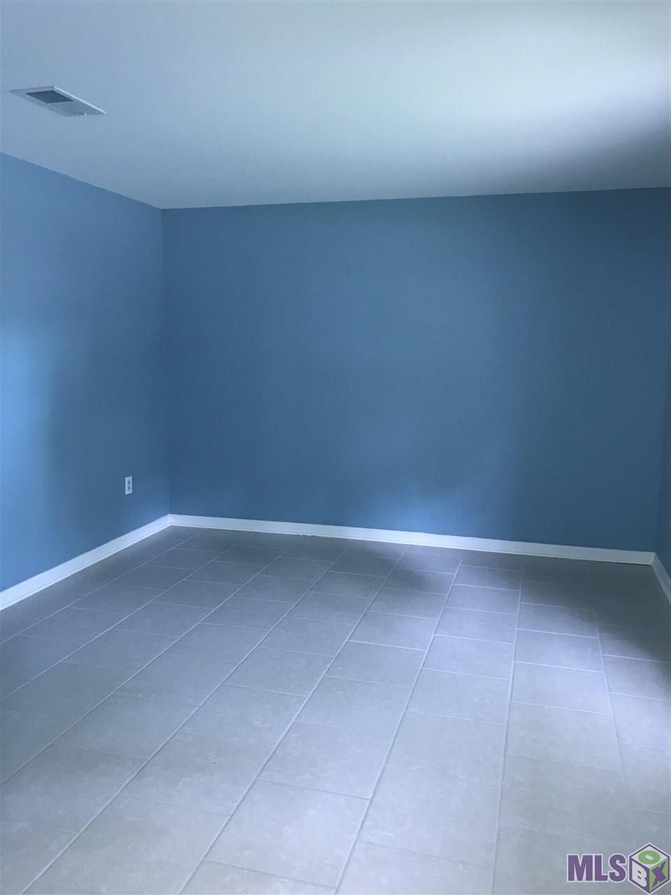 10228 Timberline Drive Baton Rouge, LA 70809 - Photo 12 of 30 Office/Dining Room