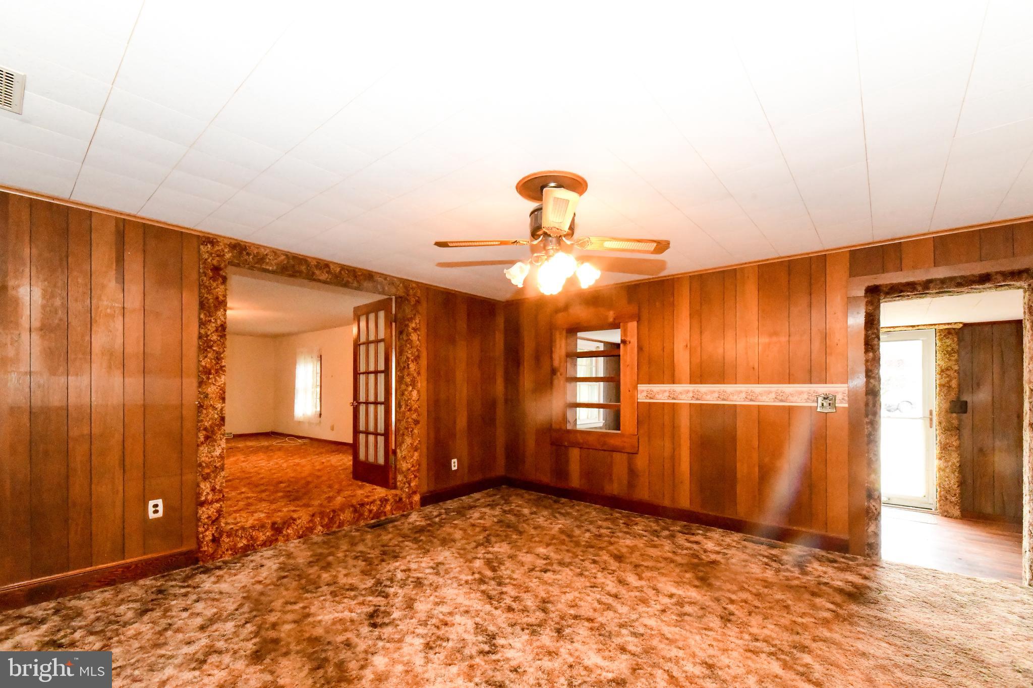 13895 Point Lookout Road Ridge, MD 20680 - Photo 17 of 47 Dining room
