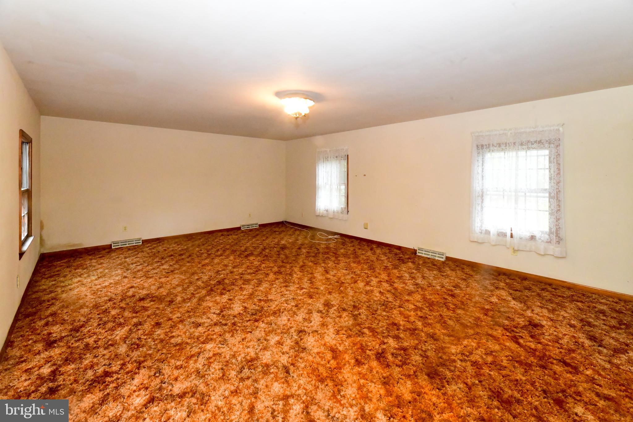 13895 Point Lookout Road Ridge, MD 20680 - Photo 6 of 47 Living Room