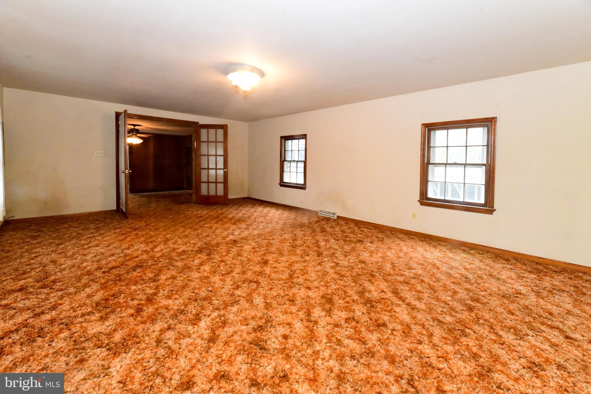 13895 Point Lookout Road Ridge, MD 20680 - Photo 8 of 47 Living Room