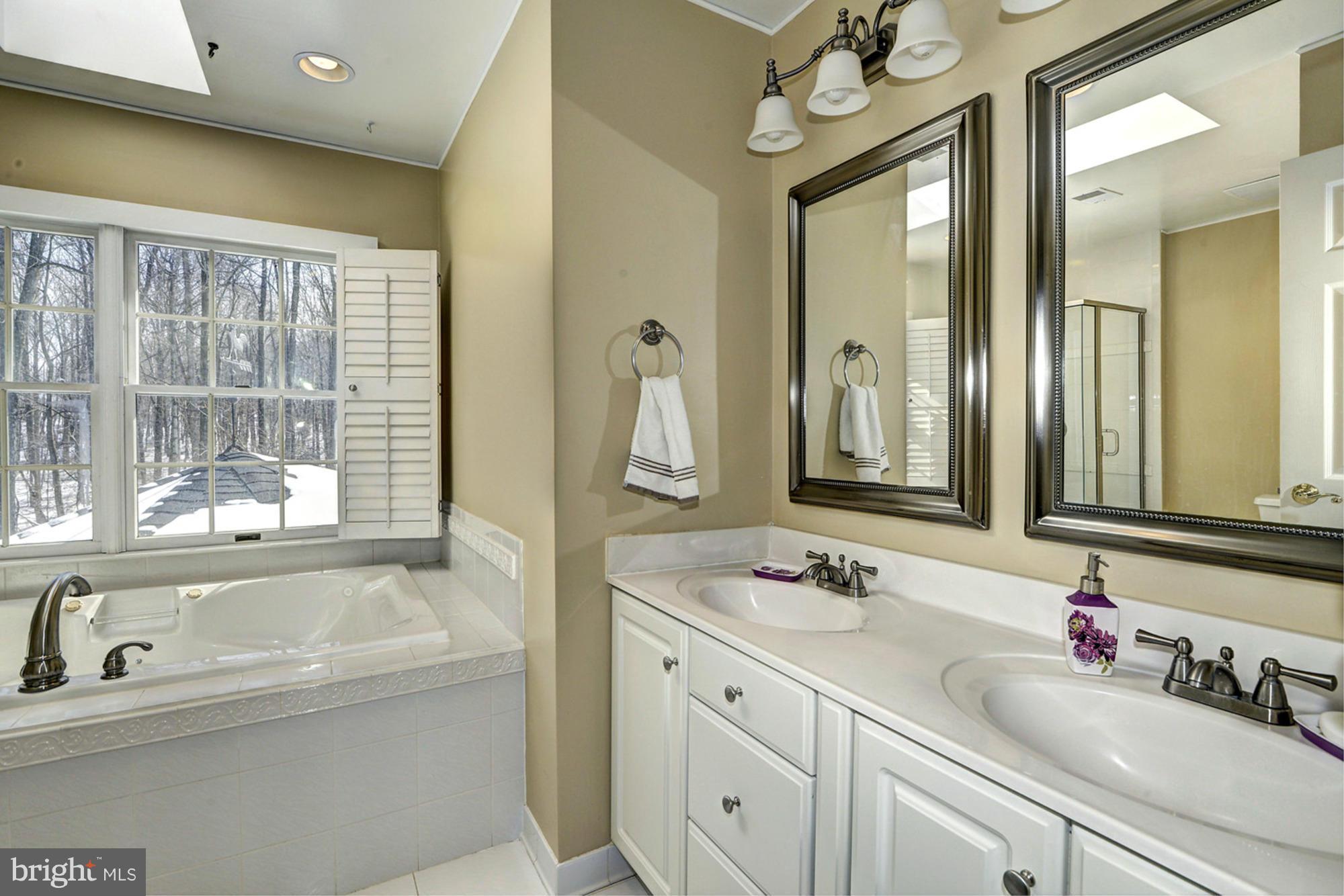 13576 Highland Road Clarksville, MD 21029 - Photo 17 of 30 Luxurious Master Bath