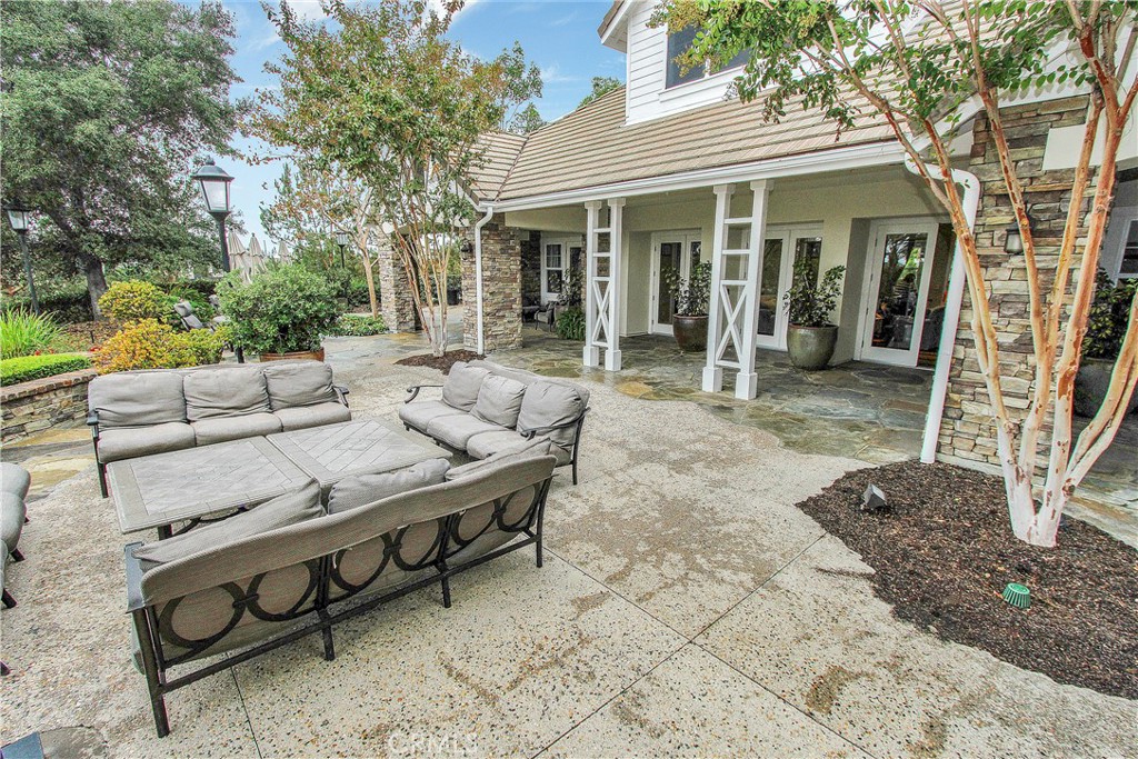 25 Thorp Spring Ladera Ranch, CA 92694 - Photo 42 of 46 Ladera Flintridge Club Area
