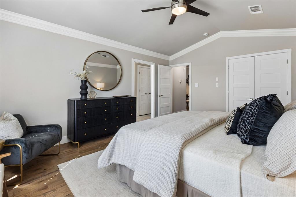 706 South Jupiter Road, Unit 307 Allen, TX 75002 - Photo 15 of 32 Vaulted ceiling, featuring a ceiling fan