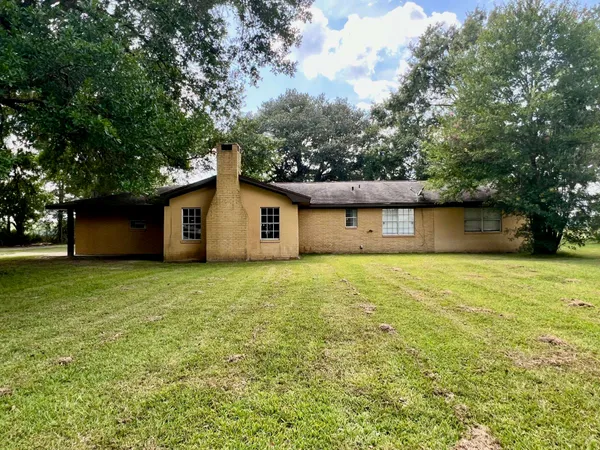 $234,900 | 2146 Fm 2938 Road, Buna, TX 77612